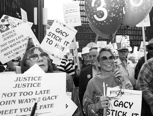 Иллюстрация к книге — 25 историй серийных убийц [i_014.jpg]