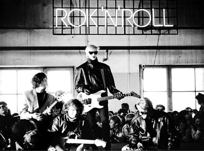 Иллюстрация к книге — Стингрей в Зазеркалье [i_030.jpg]