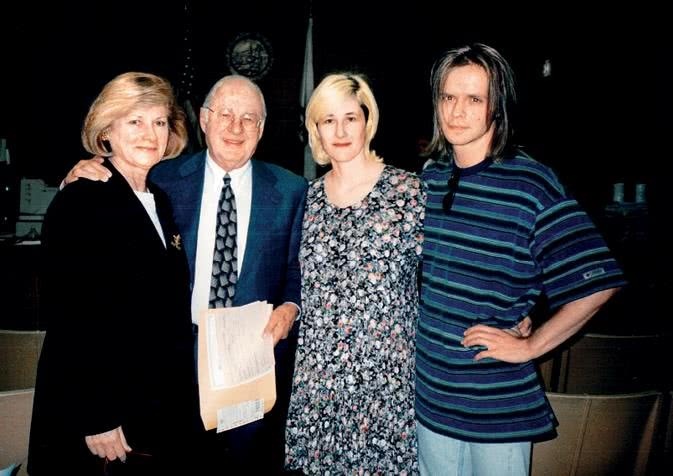 Иллюстрация к книге — Стингрей в Зазеркалье [i_068.jpg]