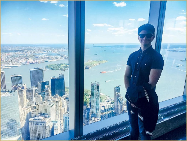 Иллюстрация к книге — Страна сказок. Путеводитель для настоящего книгообнимателя [i_193.jpg]