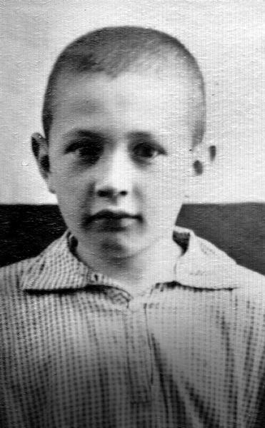 Иллюстрация к книге — Одна отдельно счастливая жизнь [i_013.jpg]