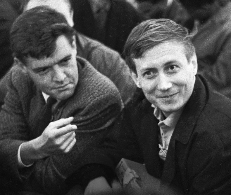 Иллюстрация к книге — Диалоги с Евгением Евтушенко [i_008.jpg]