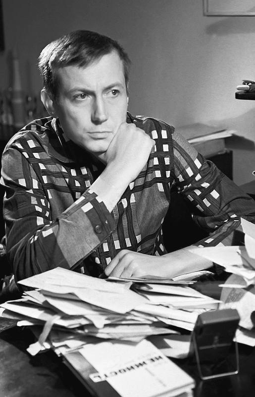 Иллюстрация к книге — Диалоги с Евгением Евтушенко [i_016.jpg]