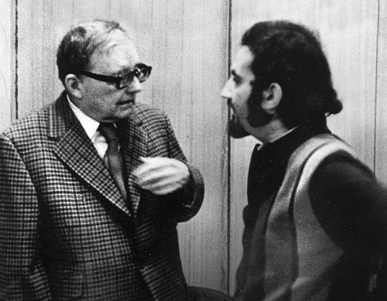 Иллюстрация к книге — Диалоги с Евгением Евтушенко [i_019.jpg]