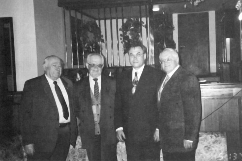 Иллюстрация к книге — КГБ и власть. Пятое управление: политическая контрразведка [i_047.jpg]