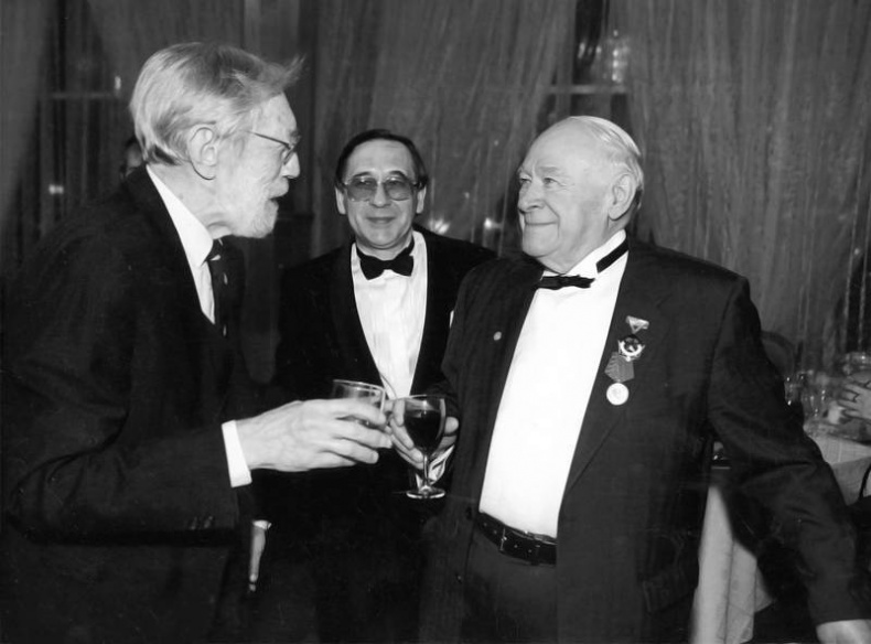 Иллюстрация к книге — КГБ и власть. Пятое управление: политическая контрразведка [i_060.jpg]