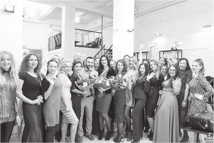 Иллюстрация к книге — Как стать человеком-брендом и зарабатывать на этом 1 000 000 рублей в месяц  [i_018.jpg]