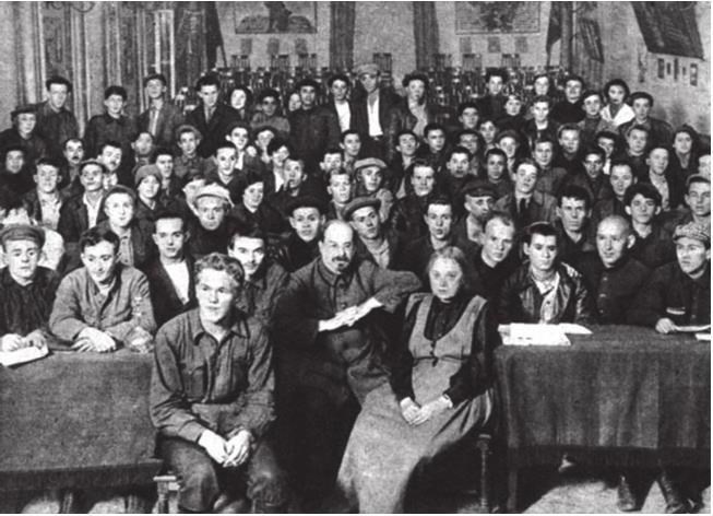 Иллюстрация к книге — Обреченный Икар [i_003.jpg]