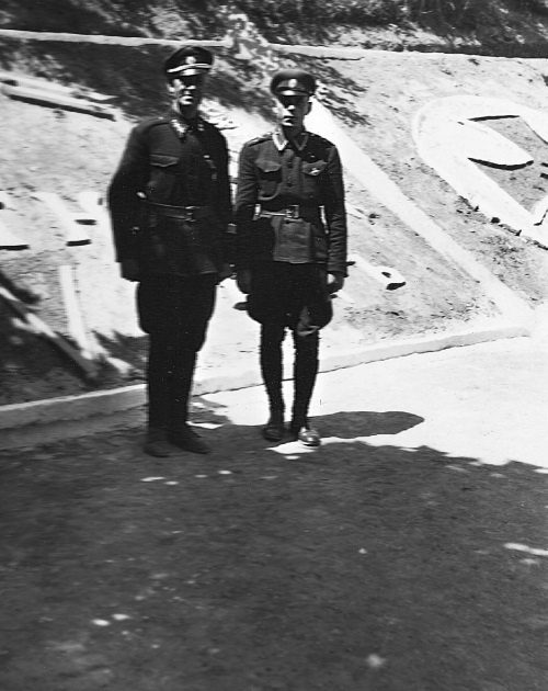 Иллюстрация к книге — Марш Смерти Русского охранного корпуса [i_002.jpg]