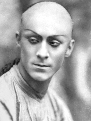 Иллюстрация к книге — Майя Плисецкая. Богиня русского балета [i_006.jpg]