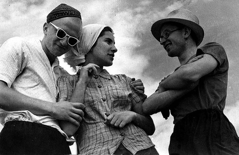 Иллюстрация к книге — Я медленно открыла эту дверь [i_022.jpg]