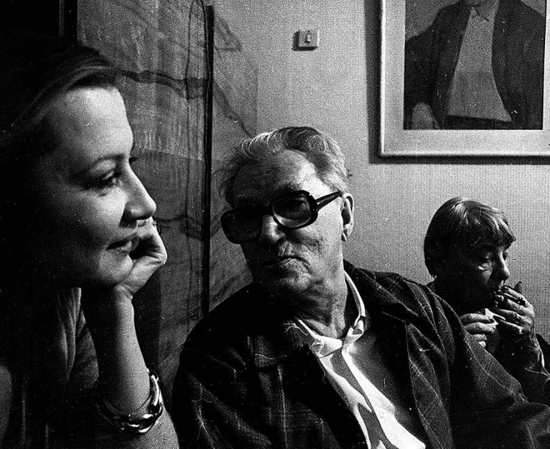 Иллюстрация к книге — Я медленно открыла эту дверь [i_038.jpg]