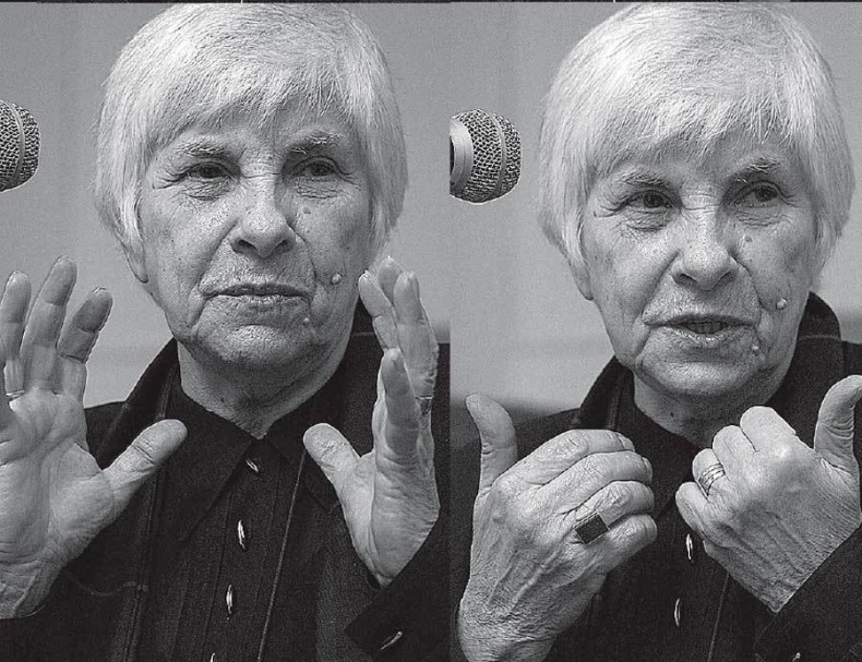 Иллюстрация к книге — Я медленно открыла эту дверь [i_055.jpg]