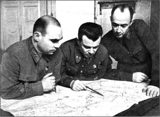 Иллюстрация к книге — Освобождение Калинина [i_012.jpg]