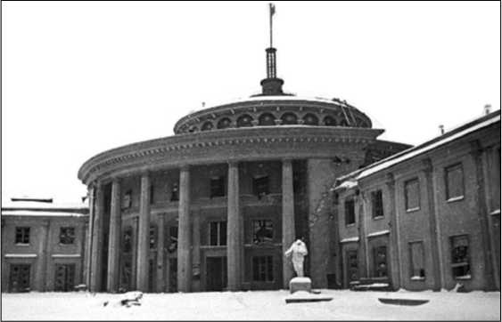 Иллюстрация к книге — Освобождение Калинина [i_039.jpg]