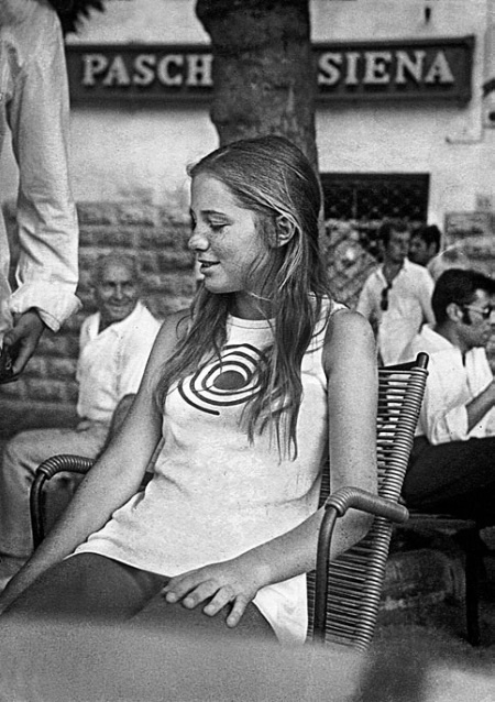 Иллюстрация к книге — Бродский и судьбы трех женщин [i_032.jpg]