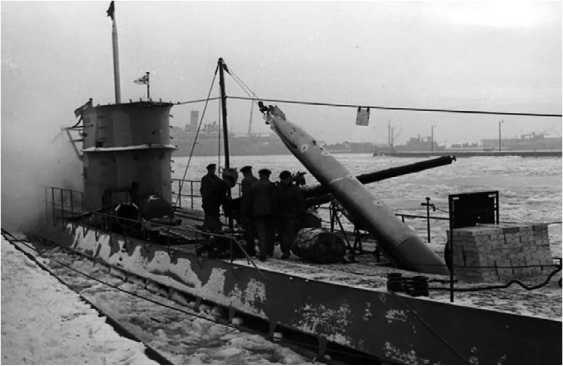 Иллюстрация к книге — Подводные асы Третьего Рейха  [i_036.jpg]