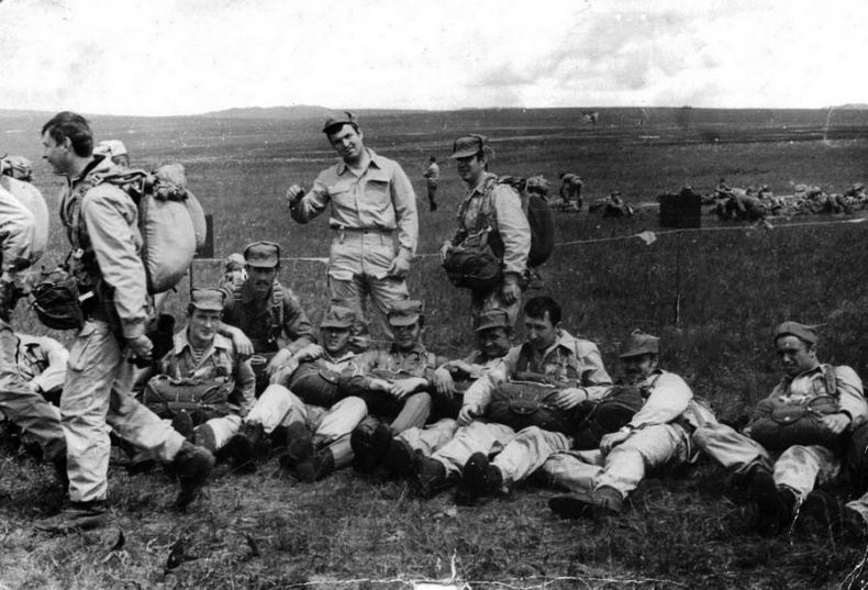 Иллюстрация к книге — Обыкновенный спецназ. Из жизни 24-й бригады спецназа ГРУ [i_018.jpg]