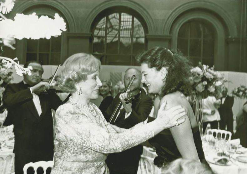 Иллюстрация к книге — Возраст красоты [i_016.jpg]