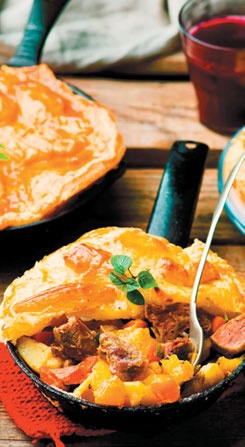 Иллюстрация к книге — Деревенская кухня. Простые и вкусные блюда в сковороде и горшочке [i_006.jpg]