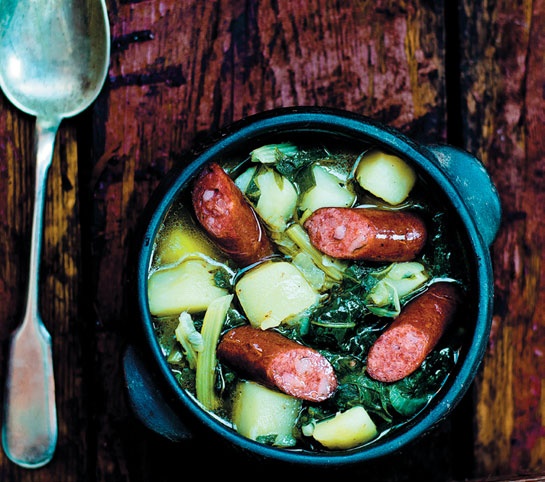 Иллюстрация к книге — Деревенская кухня. Простые и вкусные блюда в сковороде и горшочке [i_031.jpg]