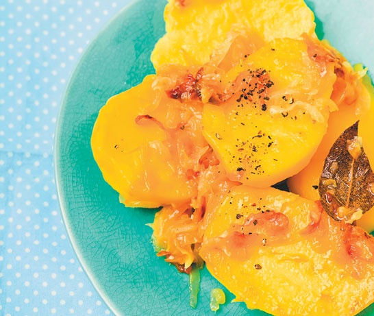 Иллюстрация к книге — Деревенская кухня. Простые и вкусные блюда в сковороде и горшочке [i_034.jpg]