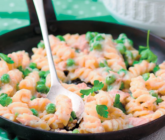 Иллюстрация к книге — Деревенская кухня. Простые и вкусные блюда в сковороде и горшочке [i_044.jpg]