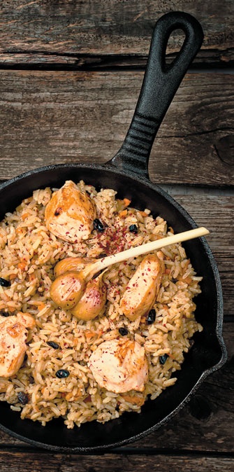 Иллюстрация к книге — Деревенская кухня. Простые и вкусные блюда в сковороде и горшочке [i_058.jpg]