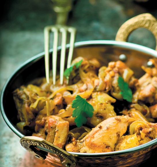 Иллюстрация к книге — Деревенская кухня. Простые и вкусные блюда в сковороде и горшочке [i_075.jpg]