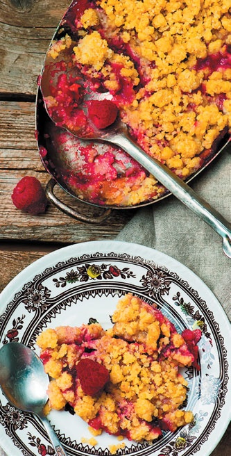 Иллюстрация к книге — Деревенская кухня. Простые и вкусные блюда в сковороде и горшочке [i_084.jpg]