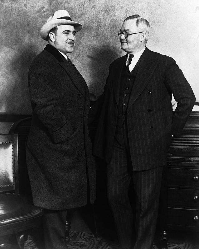 Иллюстрация к книге — Мистер Капоне [i_004.jpg]