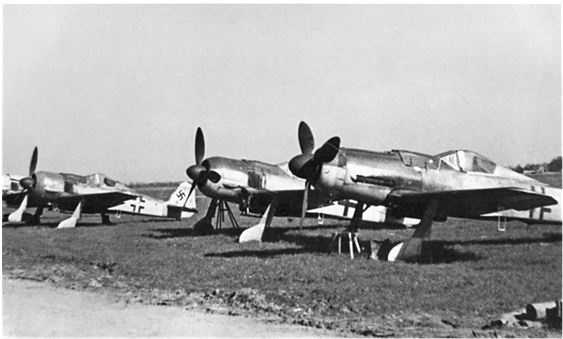 Иллюстрация к книге — Берлин 45-го. Сражение в логове зверя  [i_015.jpg]