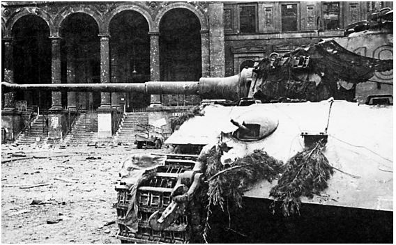 Иллюстрация к книге — Берлин 45-го. Сражение в логове зверя  [i_078.jpg]