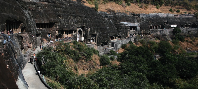 Иллюстрация к книге — Цивилизации. Образы людей и богов в искусстве от Древнего мира до наших дней [i_054.jpg]