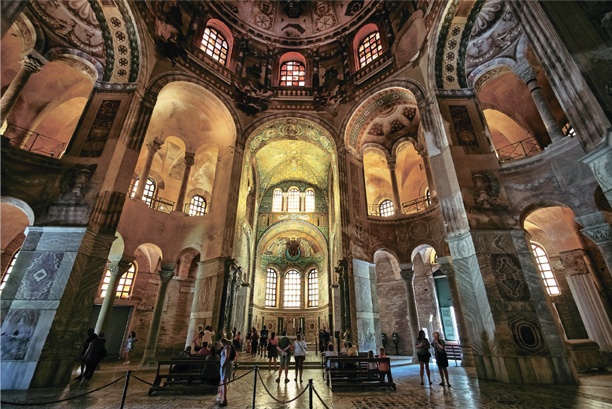 Иллюстрация к книге — Цивилизации. Образы людей и богов в искусстве от Древнего мира до наших дней [i_059.jpg]