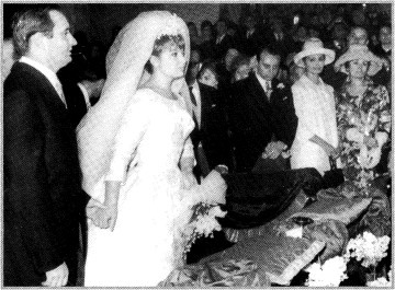 Иллюстрация к книге — Софи Лорен [nonjpegpng_image21.jpg]