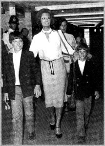 Иллюстрация к книге — Софи Лорен [nonjpegpng_image39.jpg]