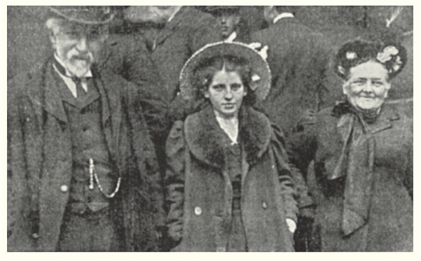 Иллюстрация к книге — Конан Дойль на стороне защиты [i_019.jpg]