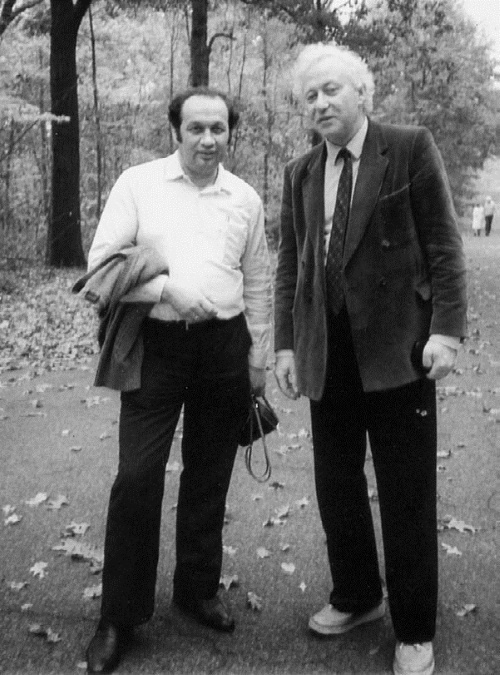 Иллюстрация к книге — Эта короткая жизнь. Николай Вавилов и его время [i_074.jpg]