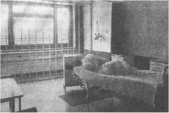 Иллюстрация к книге — Тайна смерти Рудольфа Гесса [i_033.jpg]