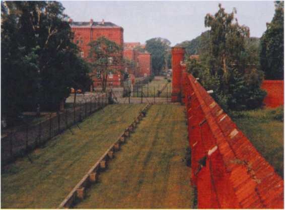 Иллюстрация к книге — Тайна смерти Рудольфа Гесса [i_098.jpg]