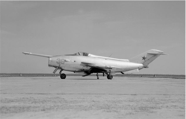 Иллюстрация к книге — Воспоминания о людях и событиях [i_048.jpg]