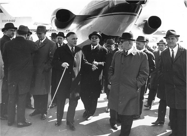 Иллюстрация к книге — Воспоминания о людях и событиях [i_051.jpg]