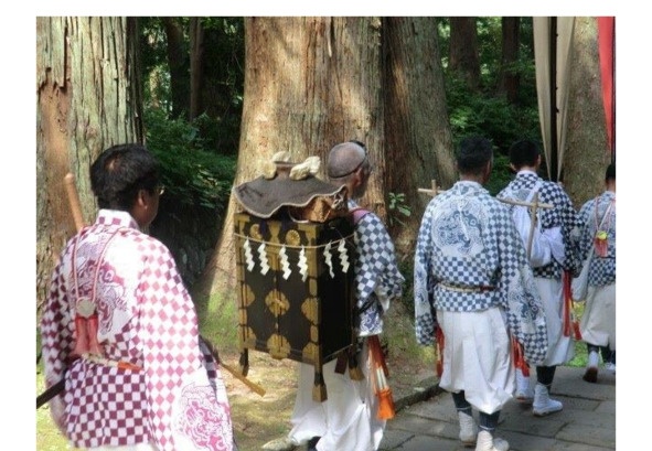 Иллюстрация к книге — Поэзия Басё. Перевод и смысл [image26_5dc53a5493a3b10700161f28_jpg.jpg]