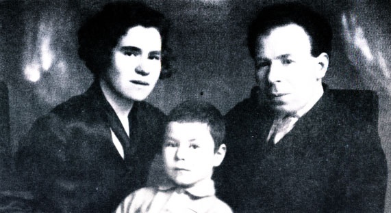 Иллюстрация к книге — Наш человек в Нью-Йорке. Судьба резидента [i_006.jpg]