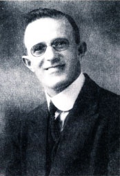 Иллюстрация к книге — Наш человек в Нью-Йорке. Судьба резидента [i_007.jpg]