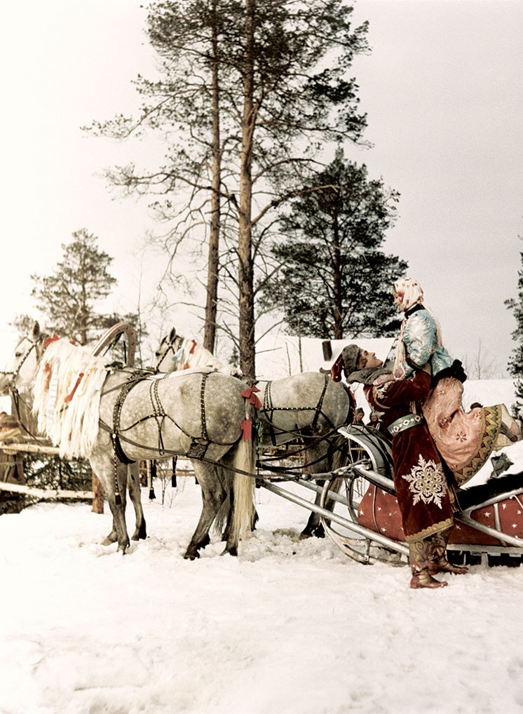 Иллюстрация к книге — Новый год в России. История праздника [i_194.jpg]