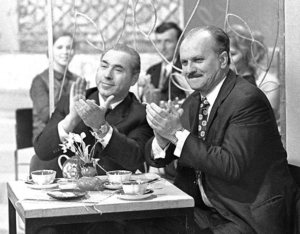 Иллюстрация к книге — Новый год в России. История праздника [i_209.jpg]