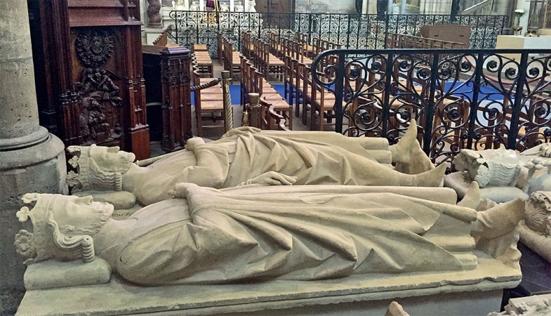 Иллюстрация к книге — Средневековье крупным планом [i_039.jpg]