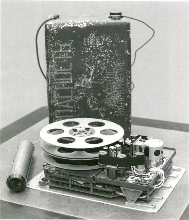 Иллюстрация к книге — Записки контрразведчика. Взгляд изнутри на противоборство КГБ и ЦРУ, и не только [i_052.jpg]